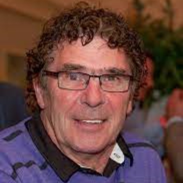 050 - 4 tickets voor Willem van Hanegem & Eddie van der Ley in Markant.